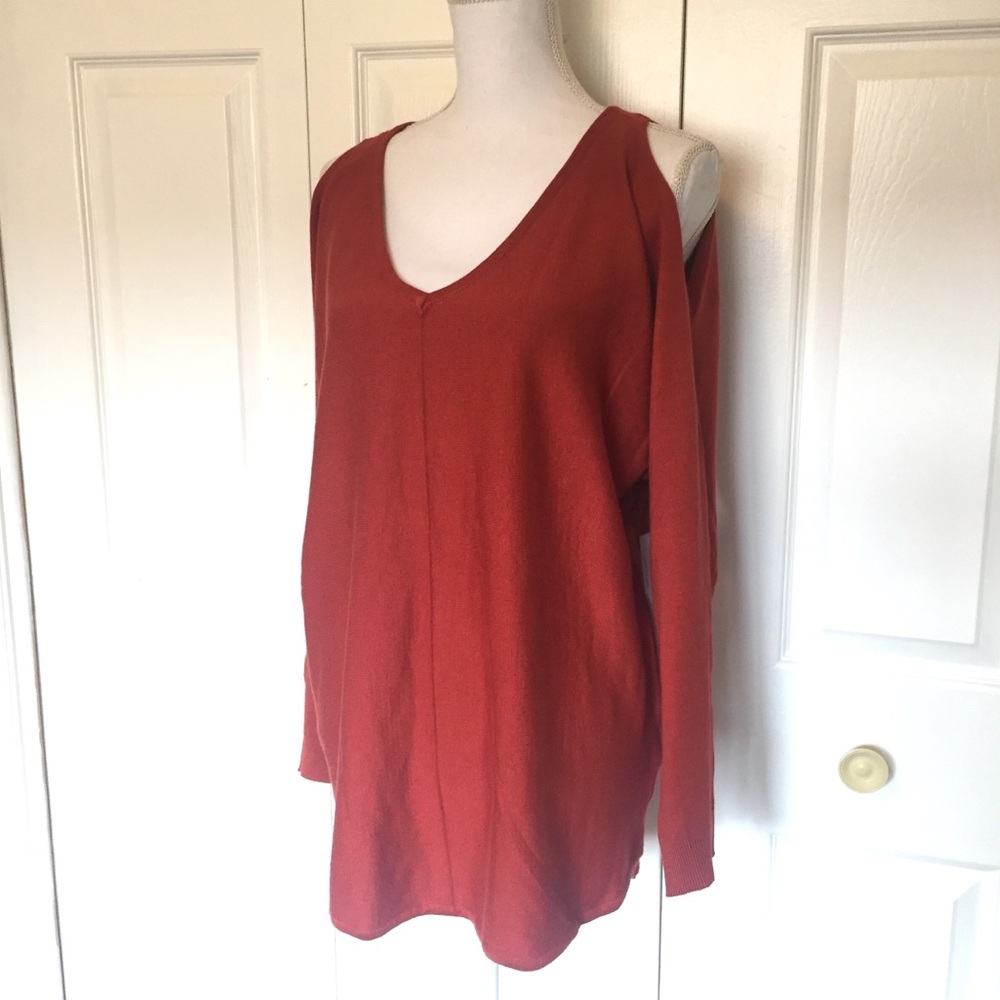 NWT Isela Off the Shoulder Light Sweater